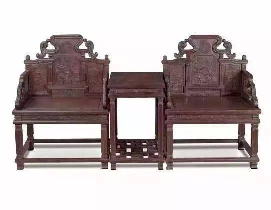 黄花梨和紫檀,究竟哪个更具收藏价值?_家具_文化_木材