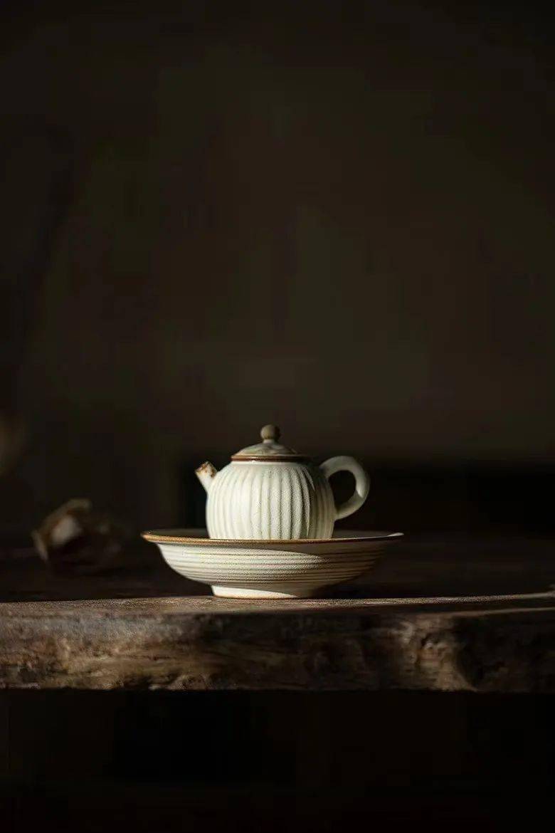 聚器有品春暖花开抚杯弄盏