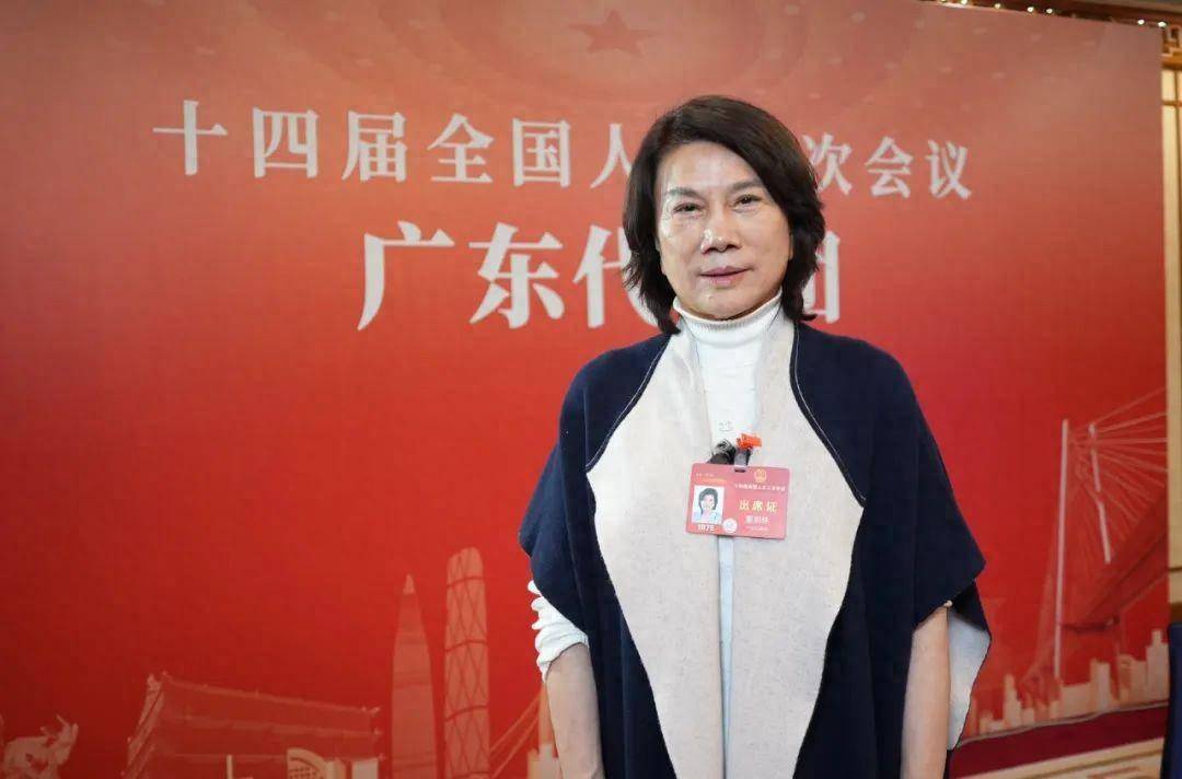 冲上热搜董明珠说了啥