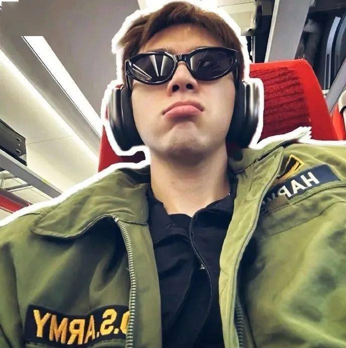 头像一眼沦陷的好看ins头像676767