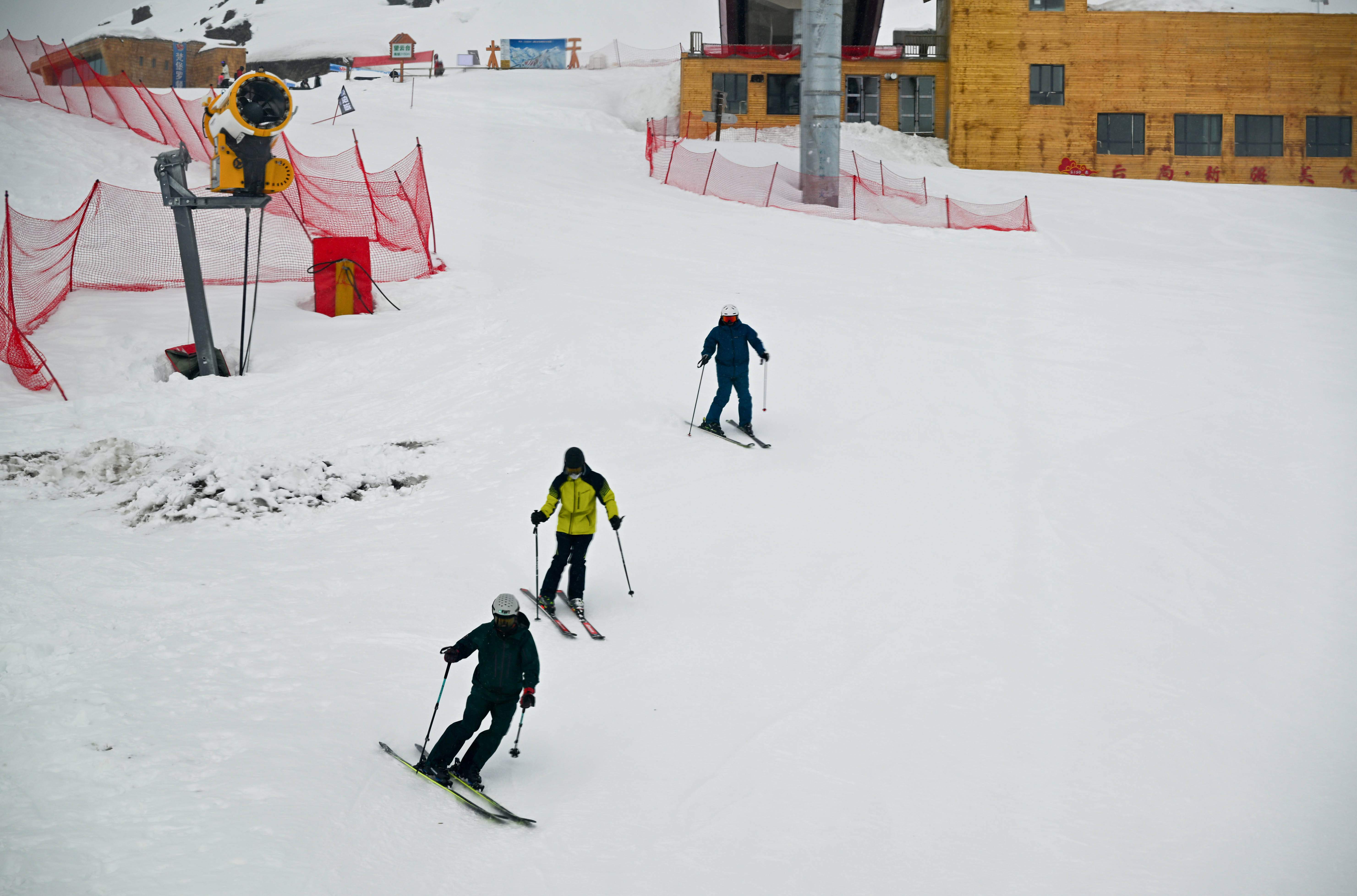 乌鲁木齐周边滑雪场图片