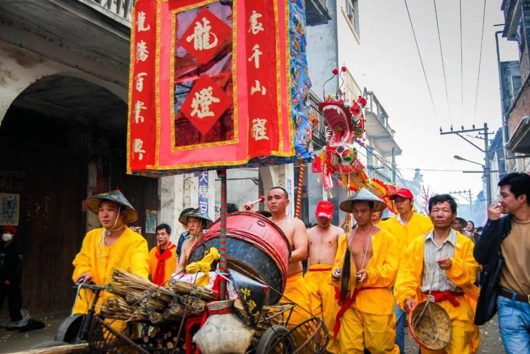 龙年龙影丨在影像中绵延的龙文化