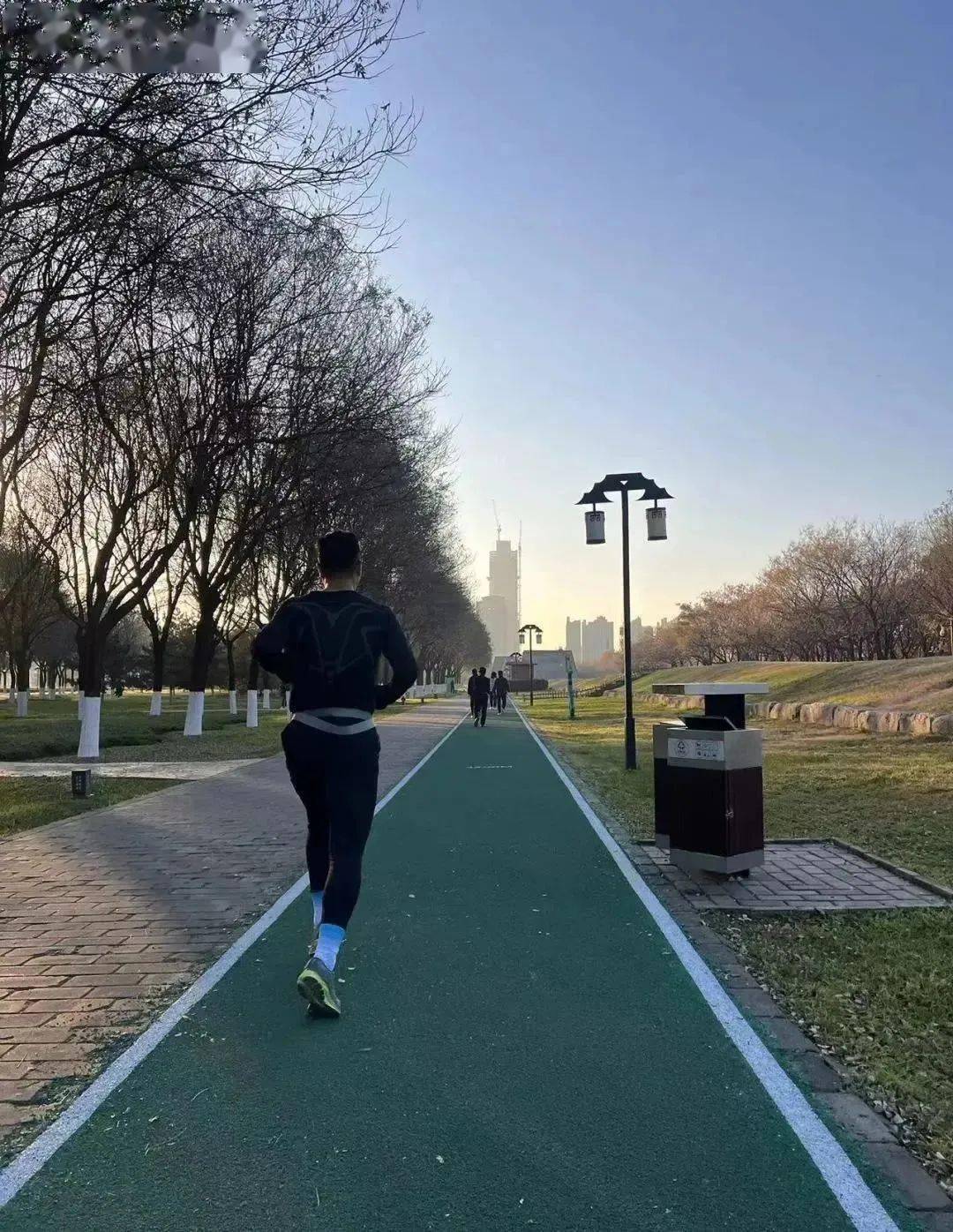 热"练"春天,运动正当时→_公园_曲江_篮球