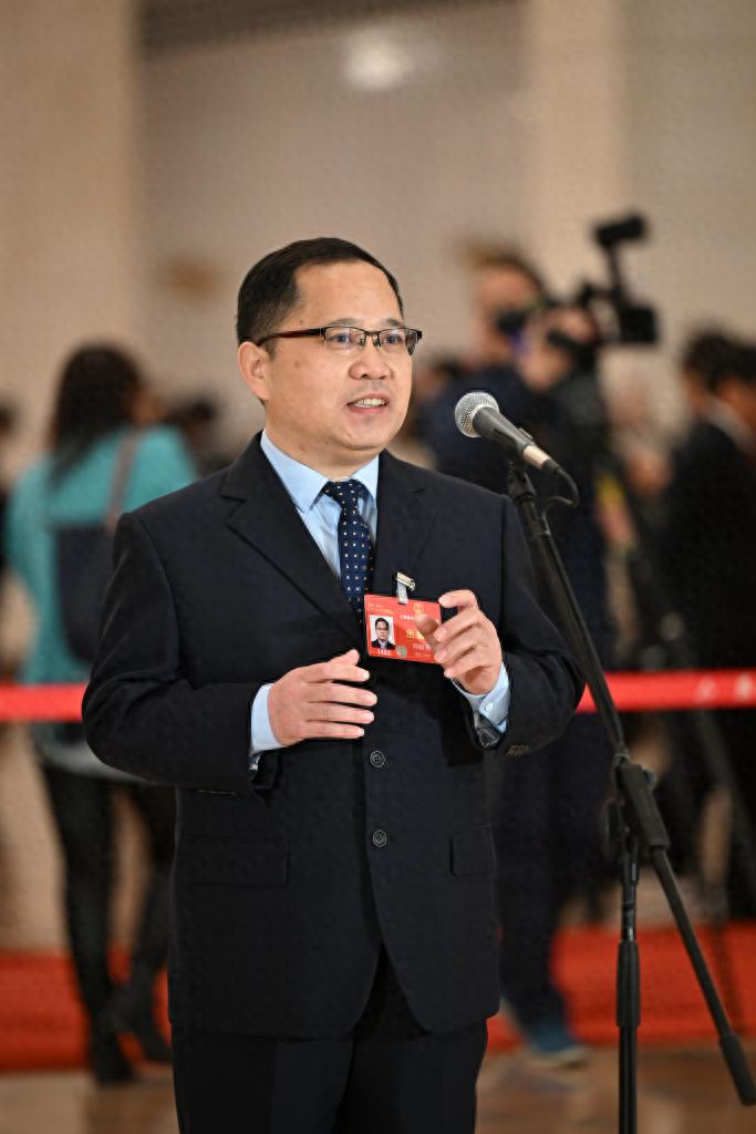 央媒观豫丨何毓灵透物见人殷墟考古探寻中华文明