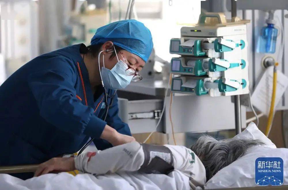 央媒看鞍山|新华社客户端:一位县医院icu女医生的48小时_患者_病情