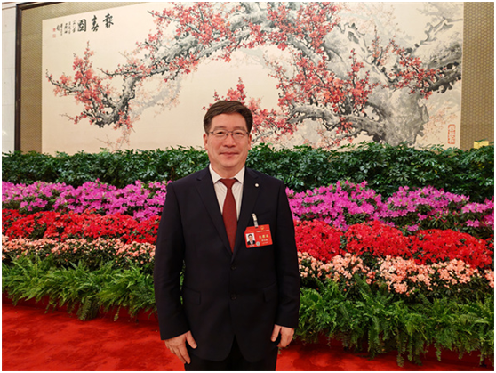 全国人大代表李永胜助力双碳目标实现加大磁悬浮节能技术研究和推广