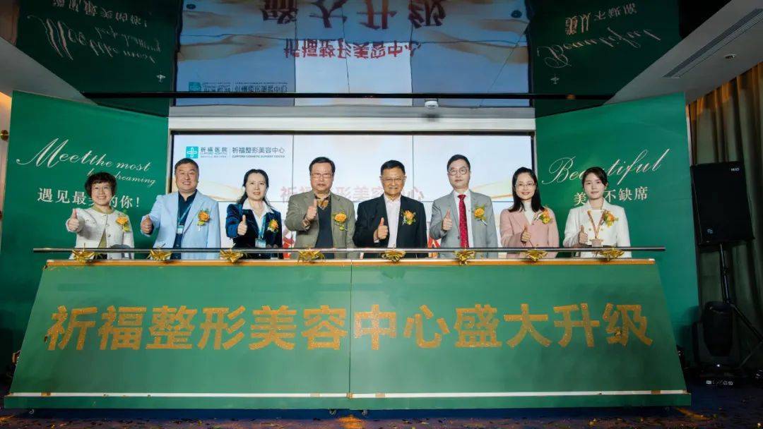 填充"高颅顶"致大片头发脱落"高颅顶=显脸小",成为近年来爱美女性的显