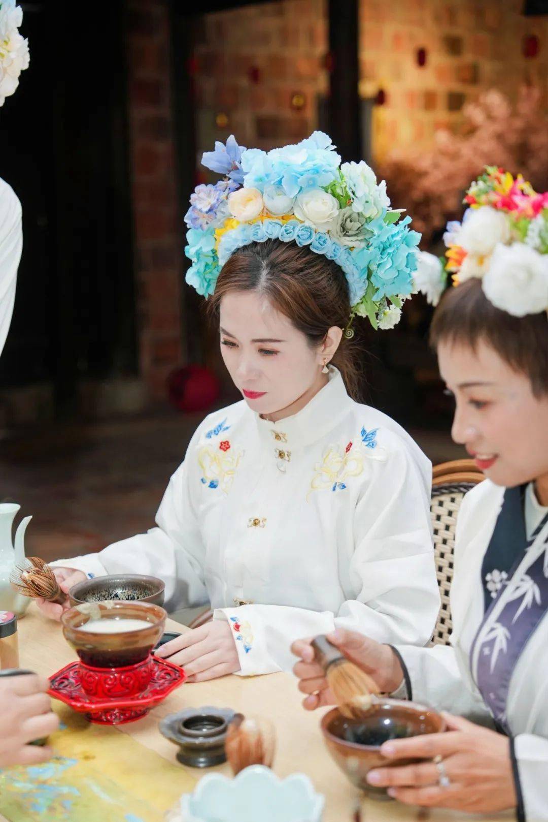 把春天簪在头上五店市春日簪花大会太赞啦