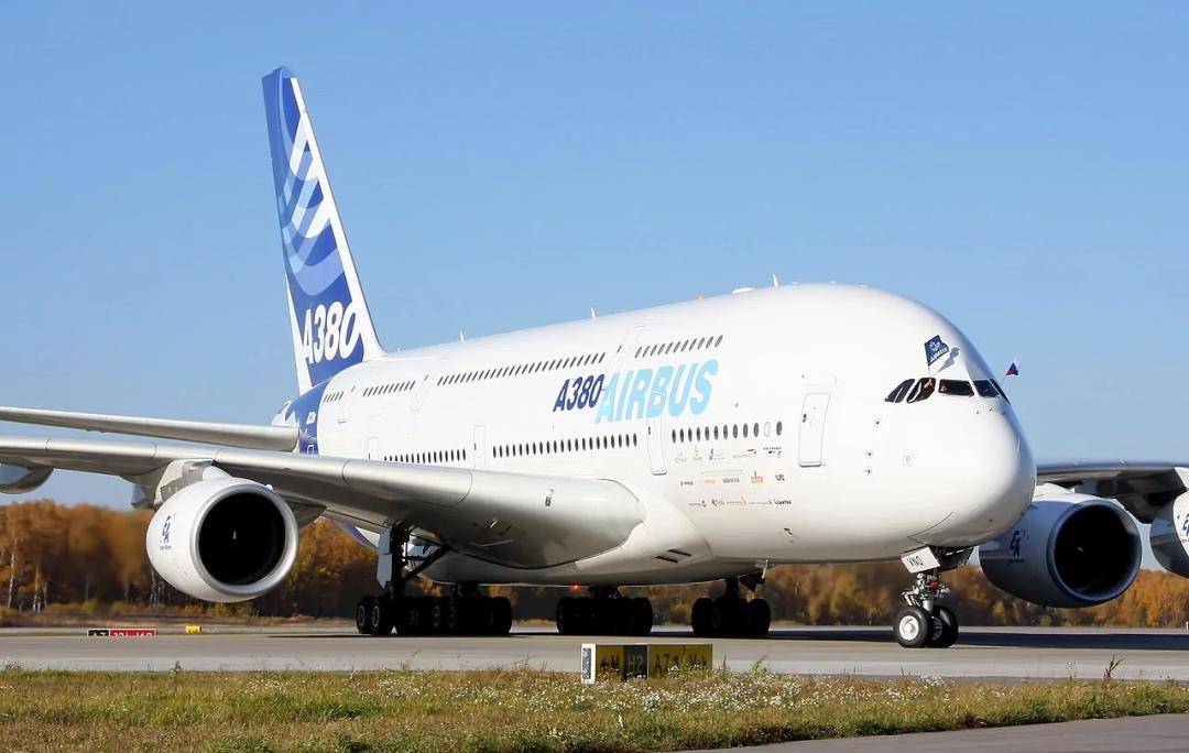 空客a380(airbus a380)以下是旅行时可以考虑的最安全的飞机列表:至今