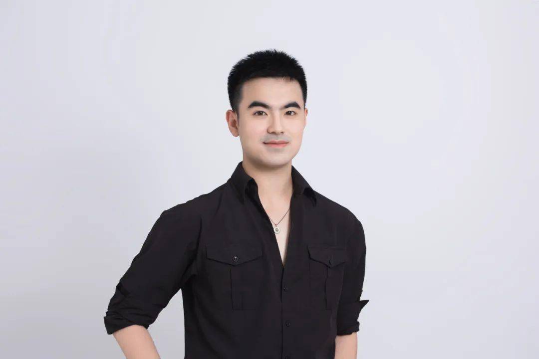 陶星江毕业于南京体育学院,cbdf中国国际标准舞总会院士级教师及评审