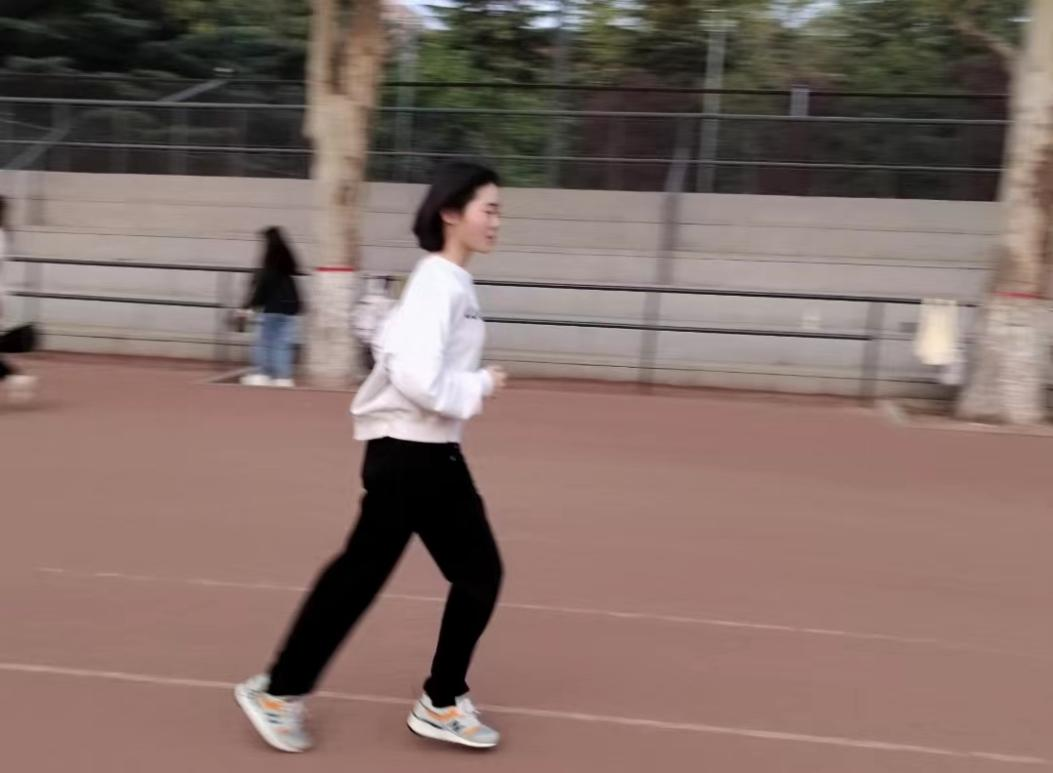 一个在陕师大追光的女孩_朱馨悦_竞赛_专业