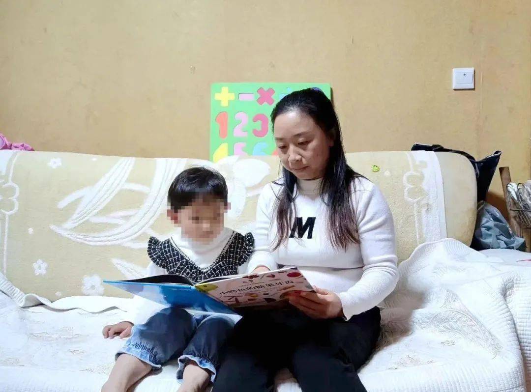 文明风采唐丽一路向前为爱发光