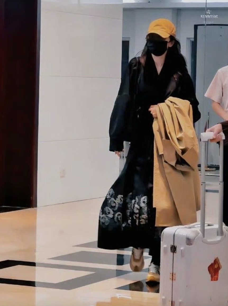 大街上穿马面裙的女孩为什么越来越多了