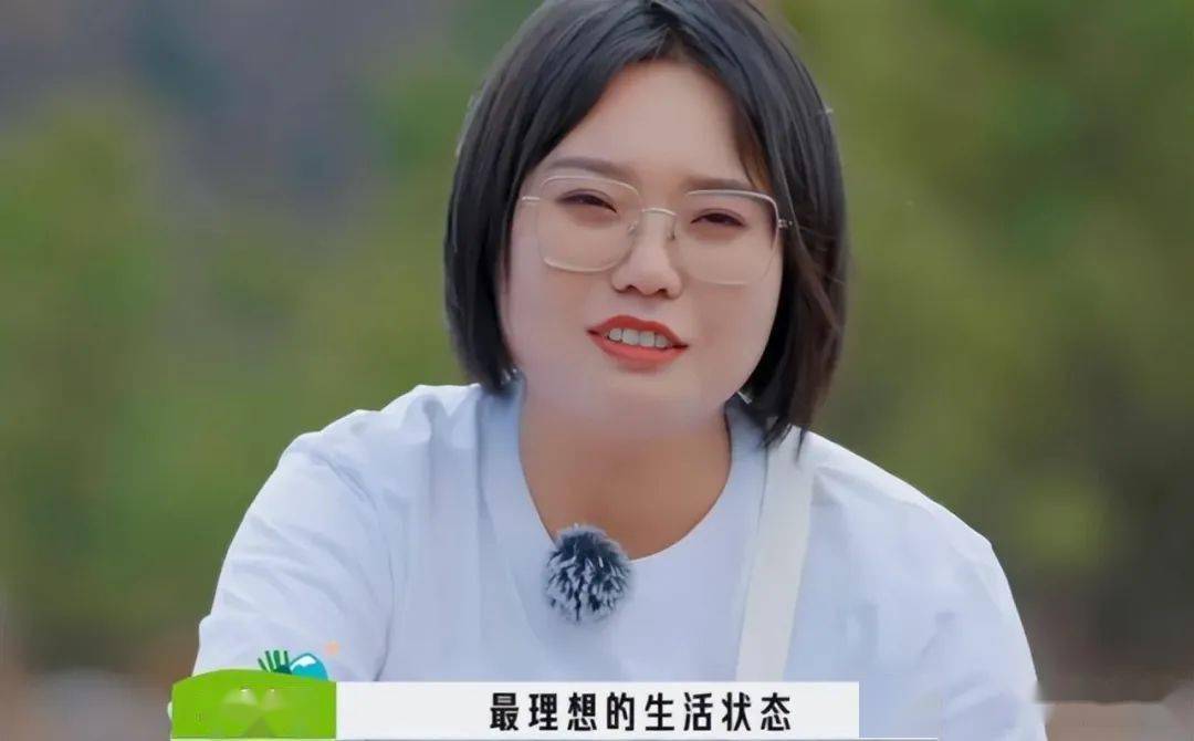 沈月梗王上线,王星越潇洒小孩哥,马嘉祺行程疑曝光做个有趣的人,会比