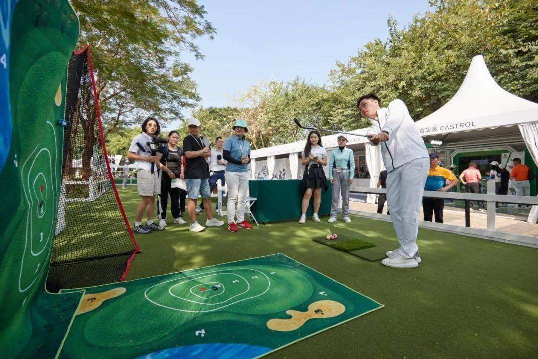 沃尔沃中国公开赛5月挥杆深圳_高尔夫球_赛事_公众