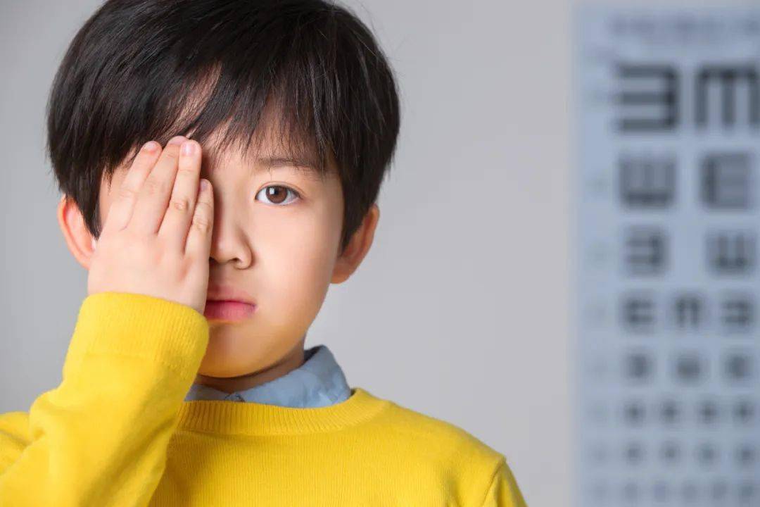 孩子单眼近视需要配镜吗