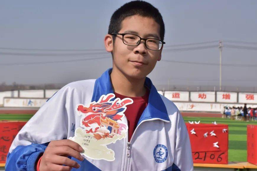 百日誓师燃斗志壮志凌云战中考赞皇县第二中学举行2024年中考百日誓师