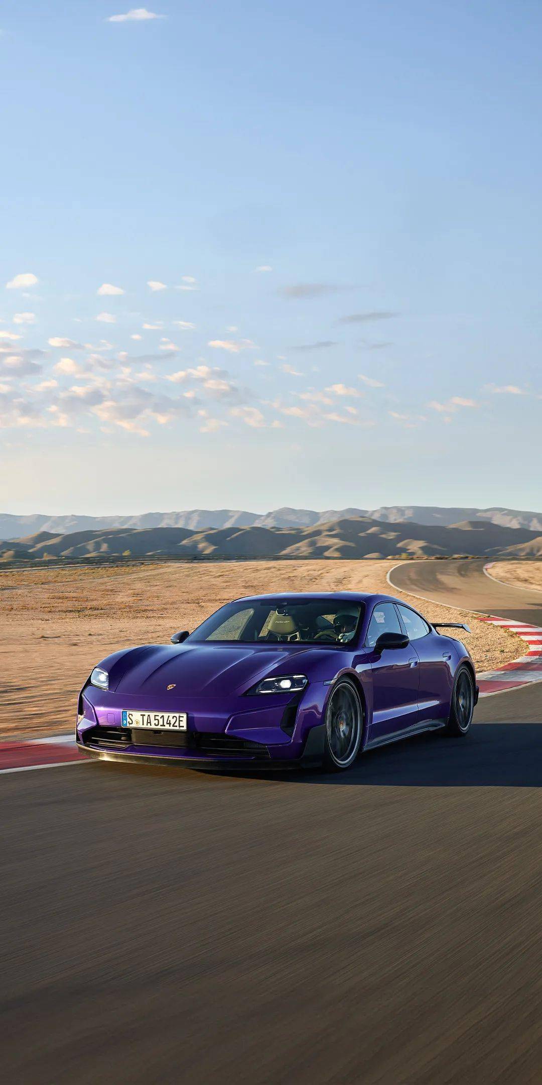 精彩手机壁纸,点击图片,长按保存图片,在手机"设置"中添加成桌面或