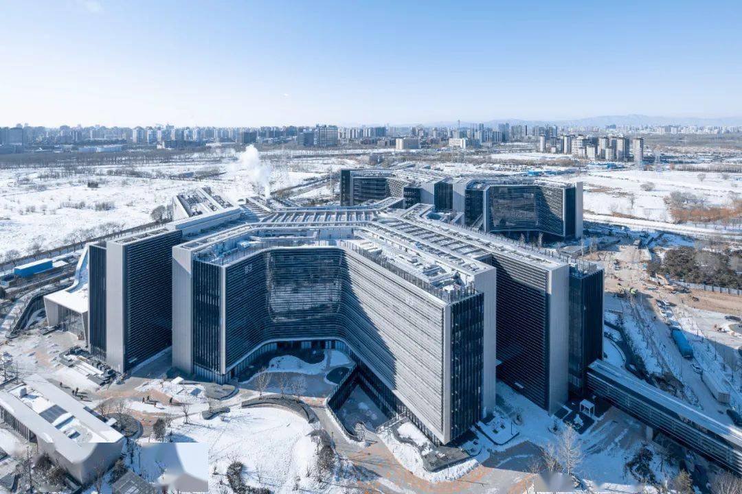 阿里巴巴北京总部"霸"气登场_中庭_办公_项目