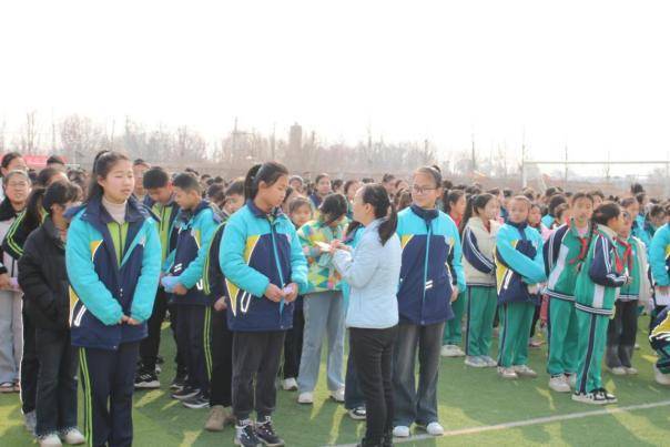 全环境立德树人防患未然警钟长鸣夏津县第八中学2024年春季消防疏散