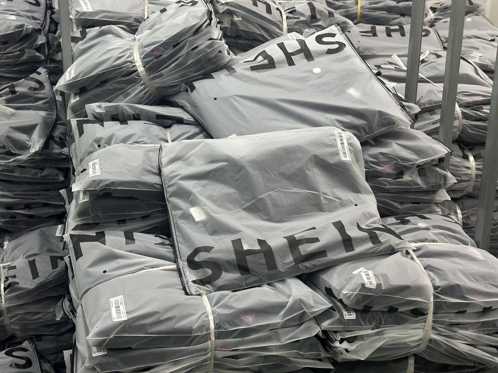 guangzhouscrossborderecommercehassurged136foldin9years