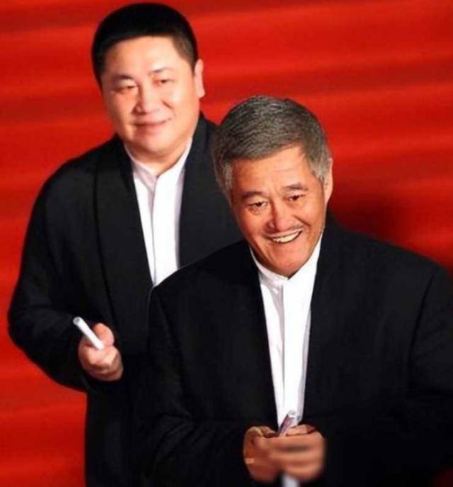 退出本山集团十年,再看刘流和赵本山现状,一个消失一个名利双收_成为