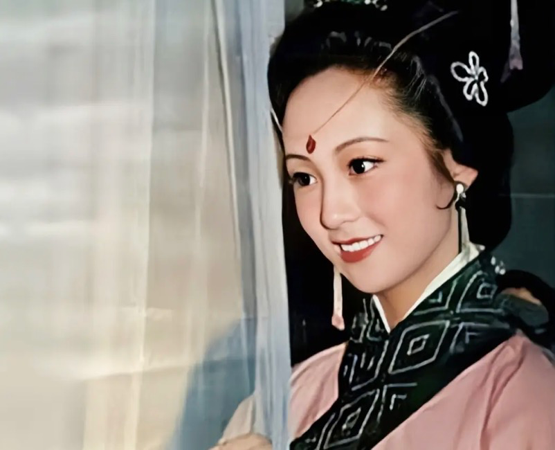 因西施成名,差点演林黛玉,息影30年依旧秒杀无数人_董智芝_成为了