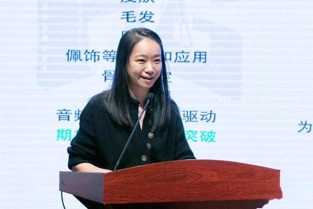 未来正在发生丨我校举办数字化和人工智能中心揭牌仪式