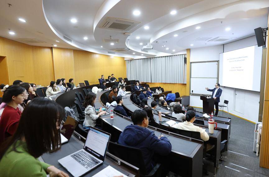 讲座回顾北大数字金融workshop第二讲魏尚进境外上市的估值损失与内地