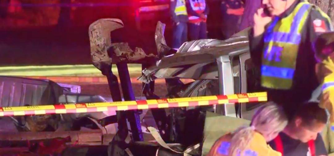 惨烈19岁中国留学生开宝马豪车冲上人行道撞死路人此前悉尼18岁男子