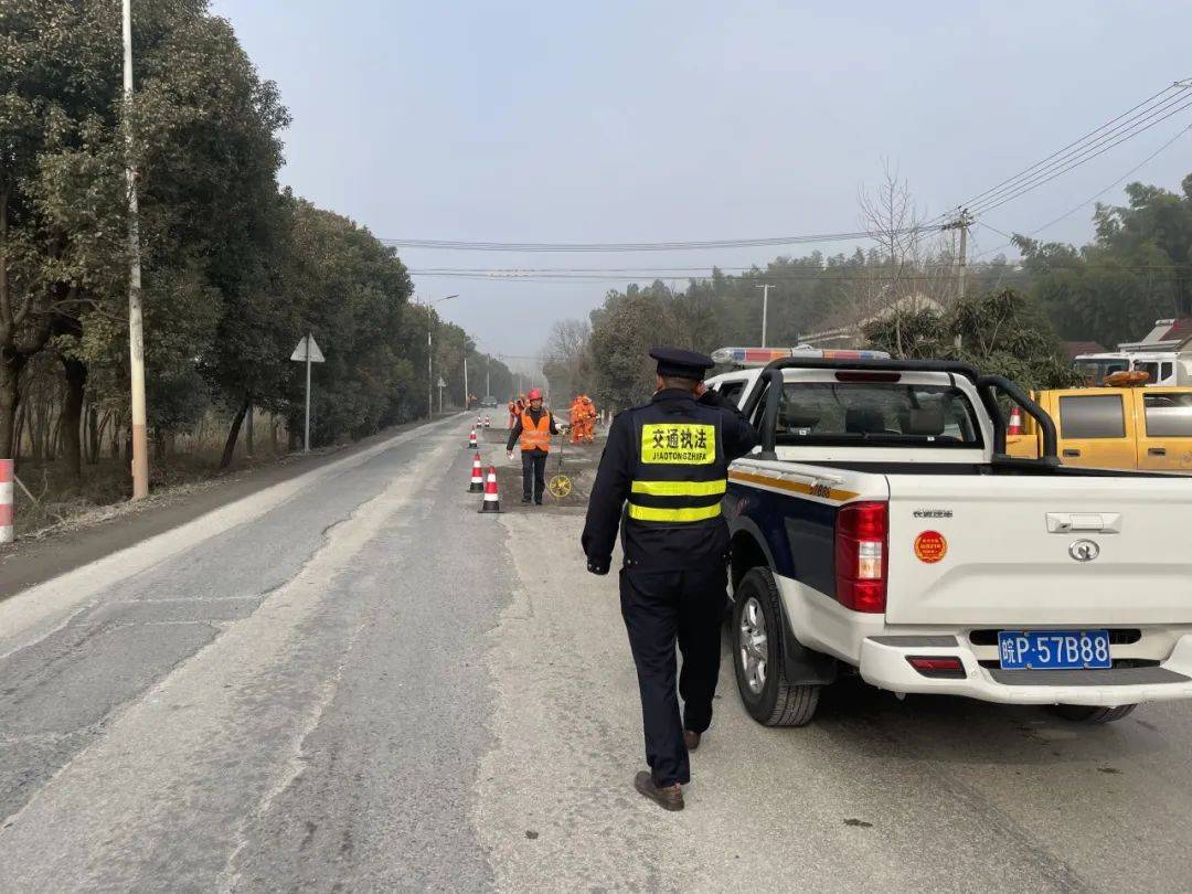 联合执法保畅通