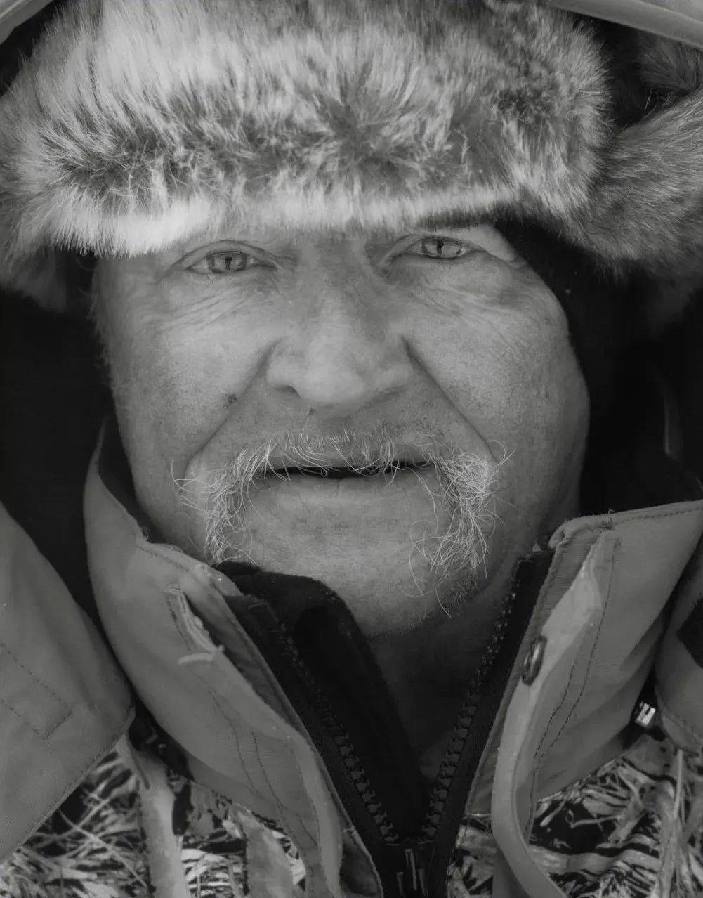 休眠季 | 美国乡村的凄凉与温情_艾琳·斯普林格_作品_erinn