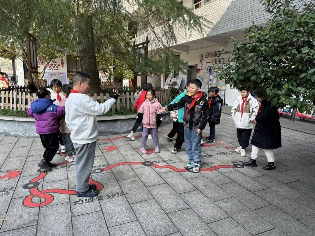 玩出新花样遂昌这所学校的课间十分钟太独特了