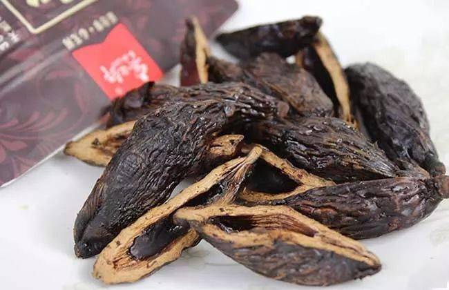 why is the small betel nut so poisonous?