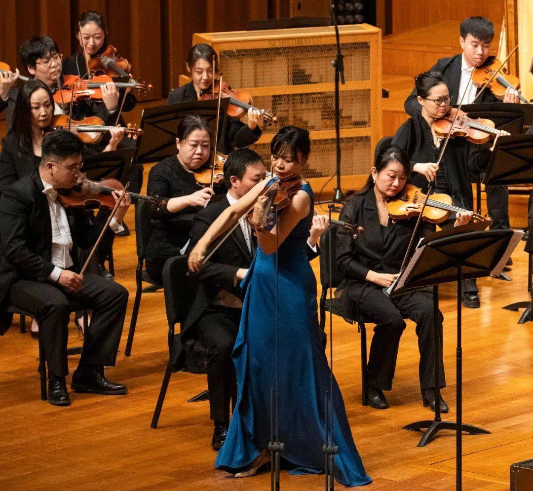 回顾小提琴协奏曲红楼梦首次北京上演北京交响乐团红楼梦敦煌梦主题