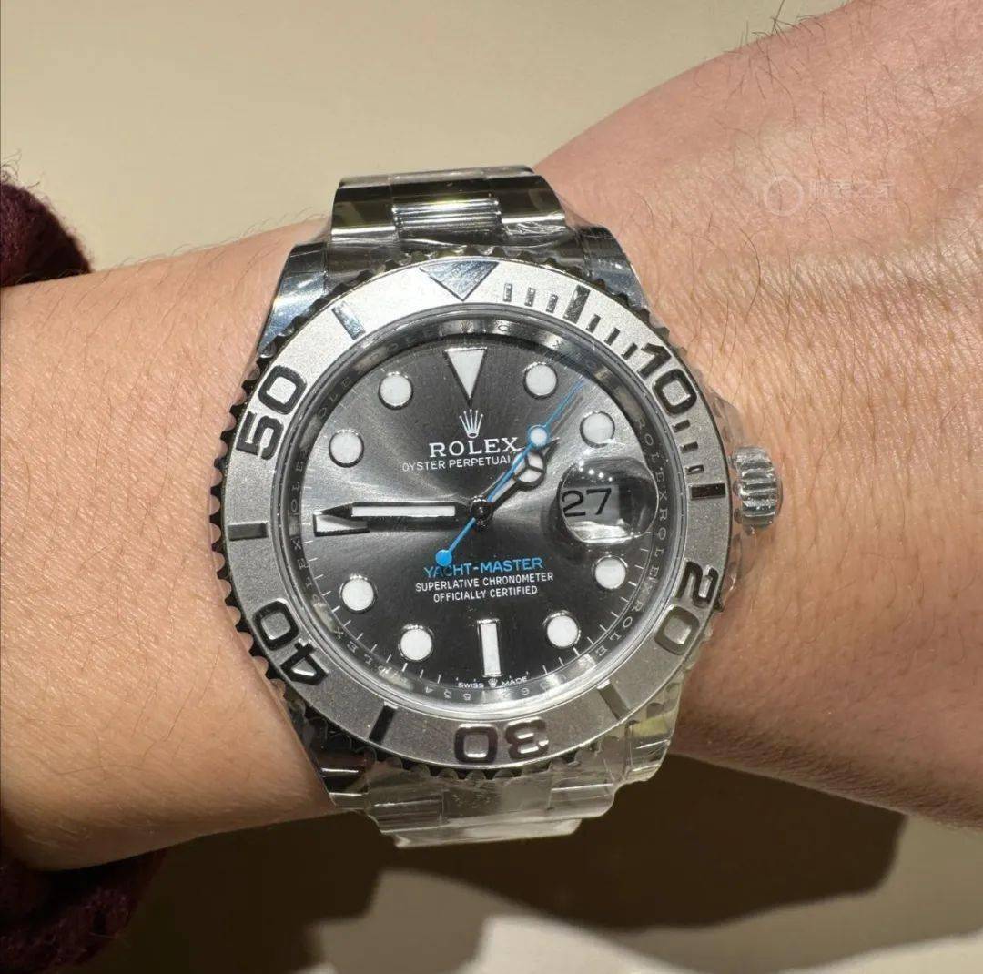 无法抵抗的一只表,不用考虑直接拿下_销售_游艇_店里