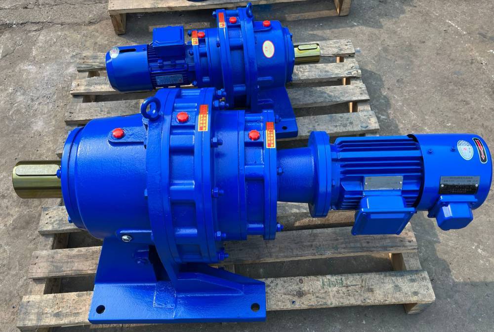 双轴型 卧式摆线针轮减速机 除渣机xwed117-841-18.5kw