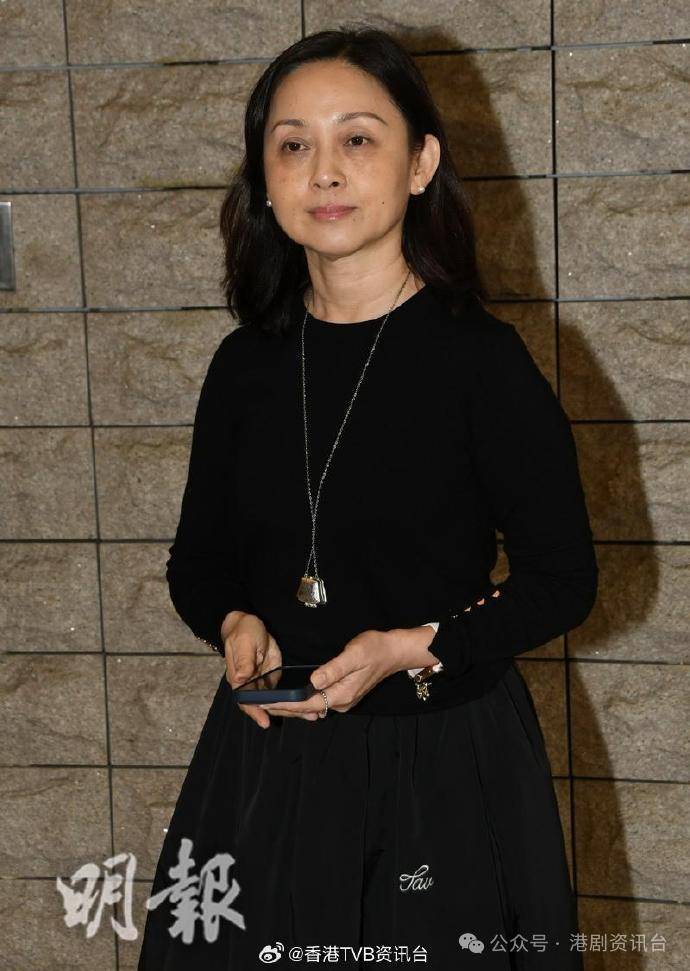 郑启泰追思会|胞妹fiona透露哥哥因器官衰竭而死