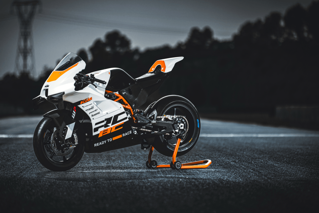 rc8摩托车报价图片