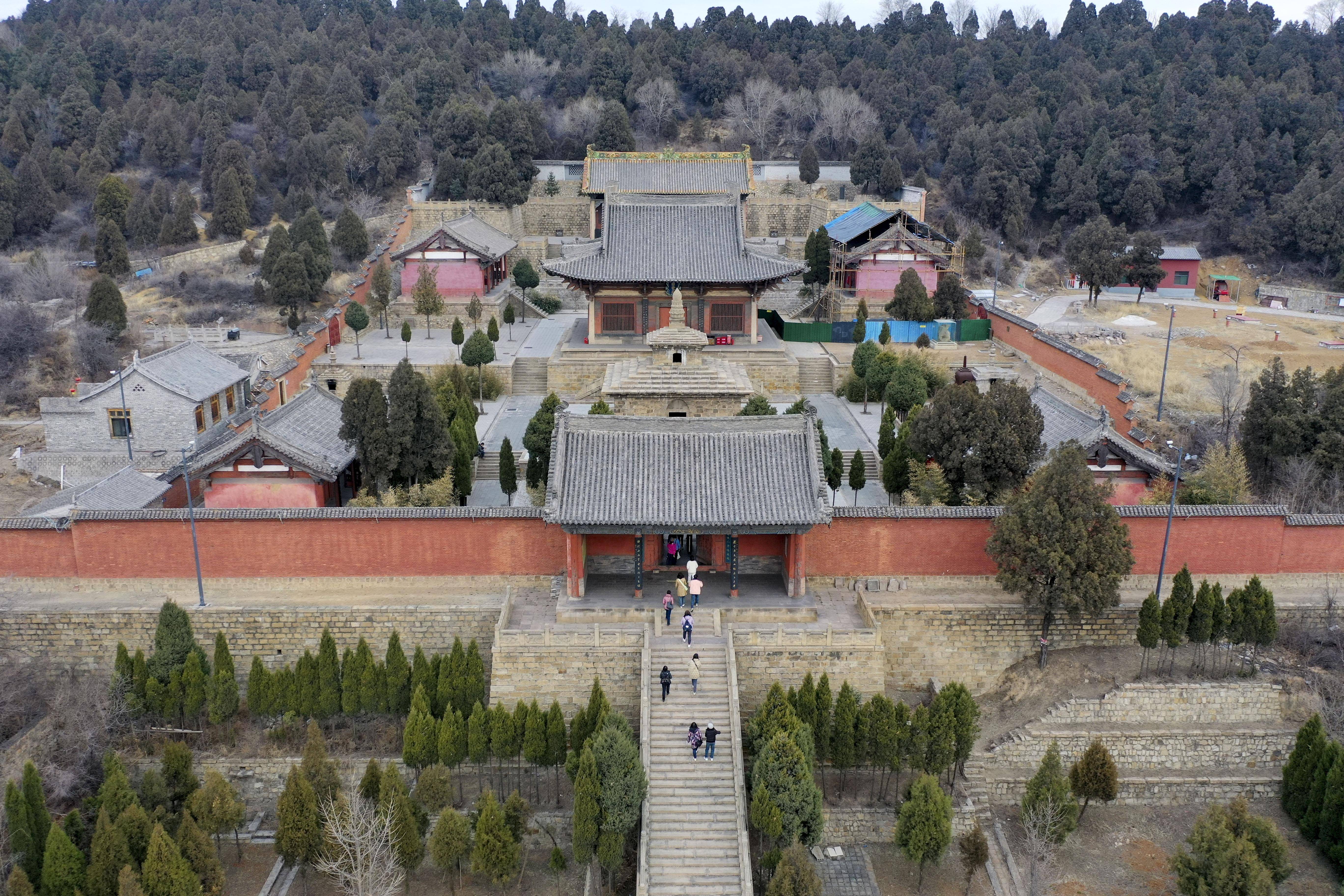 新华全媒 |"国保"守护者张宇飞:三十年坚守 讲文物故事_法兴寺_杨晨光