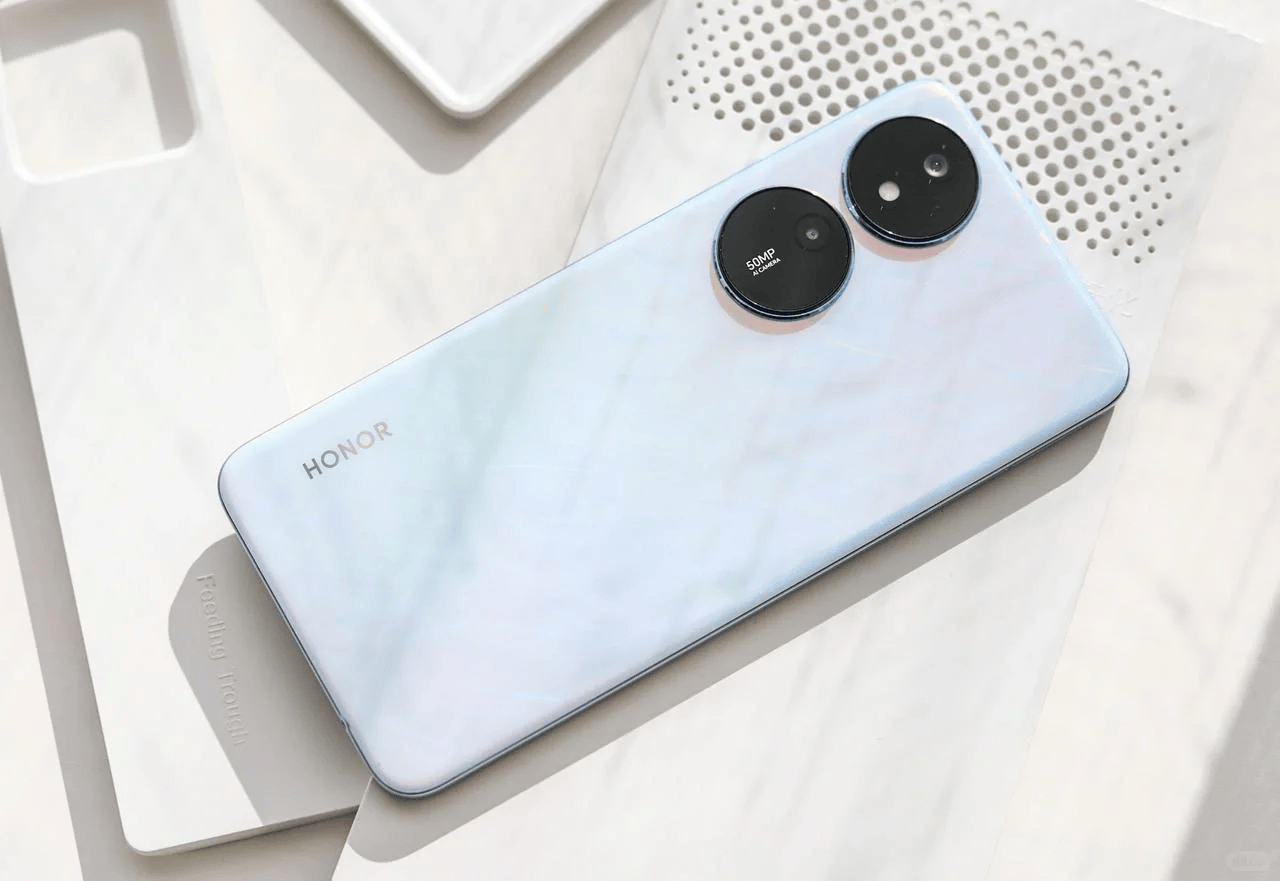 荣耀着急了,天玑6080 6000mah大电池 5000万双摄,下放到1029元_play