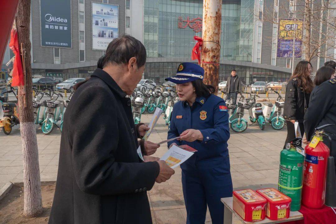营口消防盖州大队开展消防产品打假宣传活动