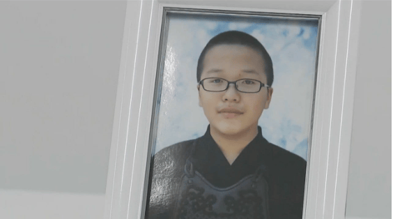 日本17岁高二男生自杀身亡生前饱受同学性霸凌和老师冷暴力