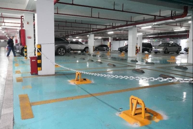 产权车位只售不租人防车位只能长租业主质疑变相卖车位