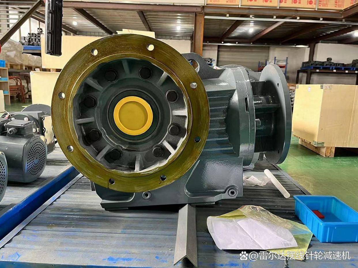 减速机grf139y1854p2438m4d550工业污水搅拌减速机器