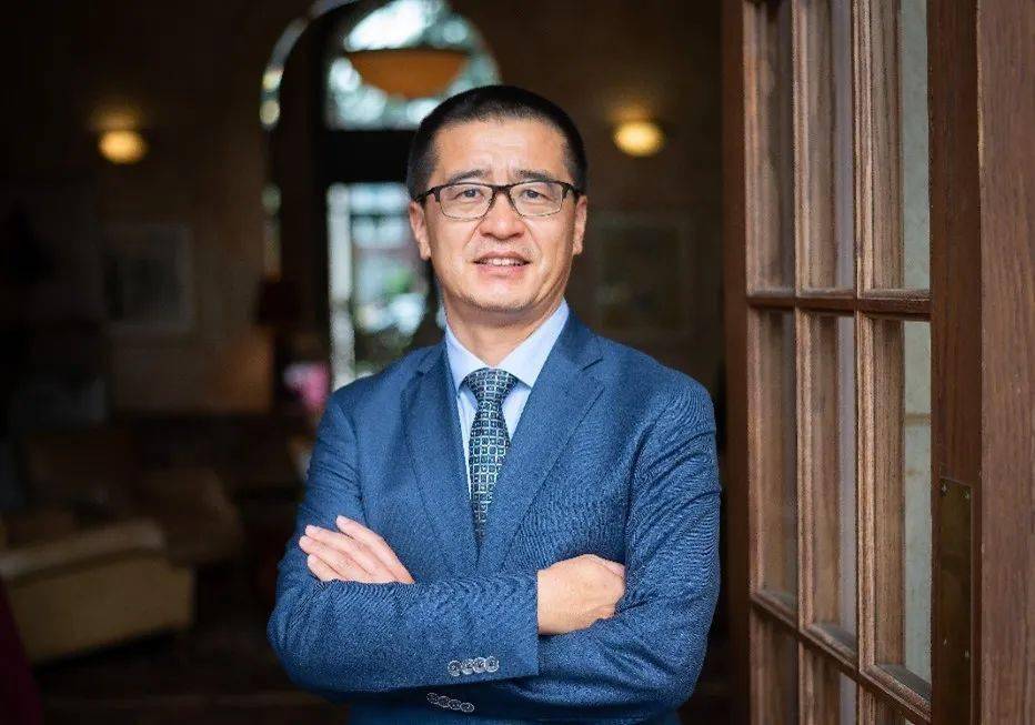 主讲人简介曹新宇教授带来本场讲座将由明尼苏达大学公共事务学院"