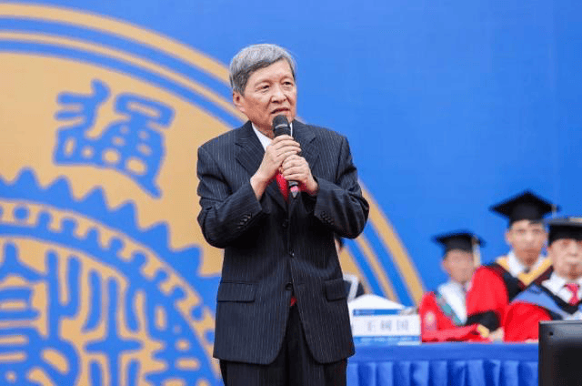 掌校21年!他从最年轻的c9校长,到最年长的985校长【中国科讯】