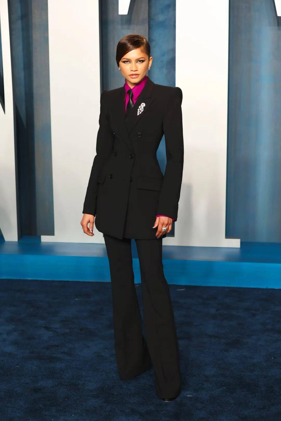 沙丘,亢奋主演 zendaya 的 7 套经典造型