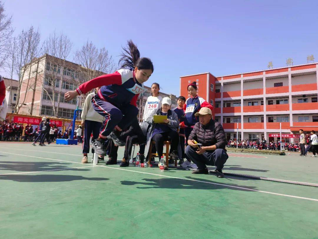 沁阳市第二小学举行2024年春季田径运动会暨体育节