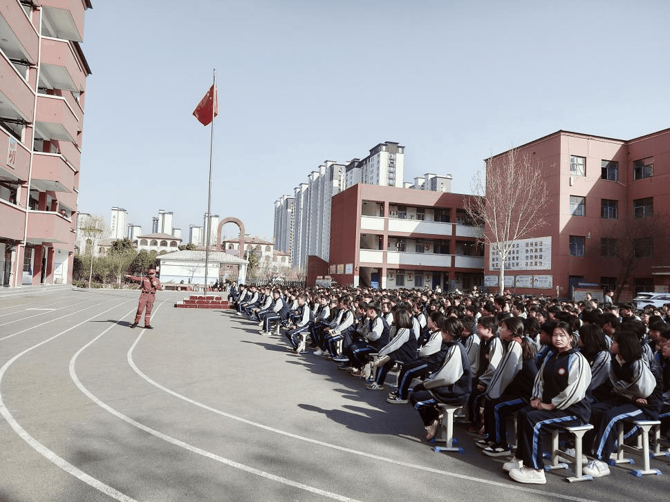 濮阳县师范附属高中图片